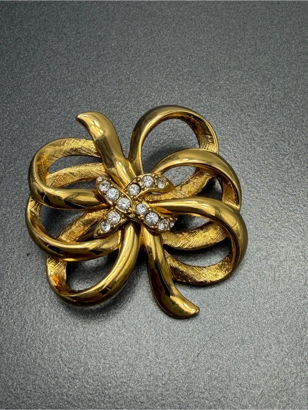 Vintage Monet Flower Brooch with Clear Rhinestones #cz113